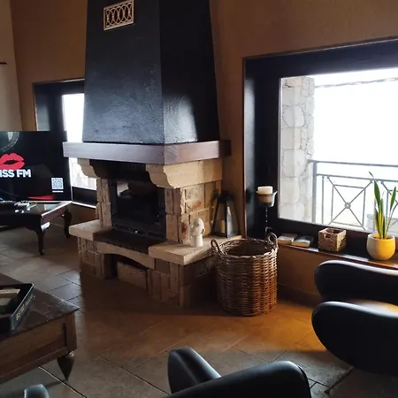 Luxury Colonial Country