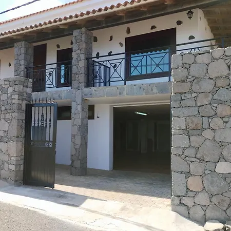 Luxury Colonial Country *